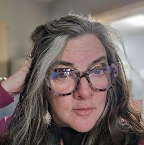 Meet your Posher, Tracy